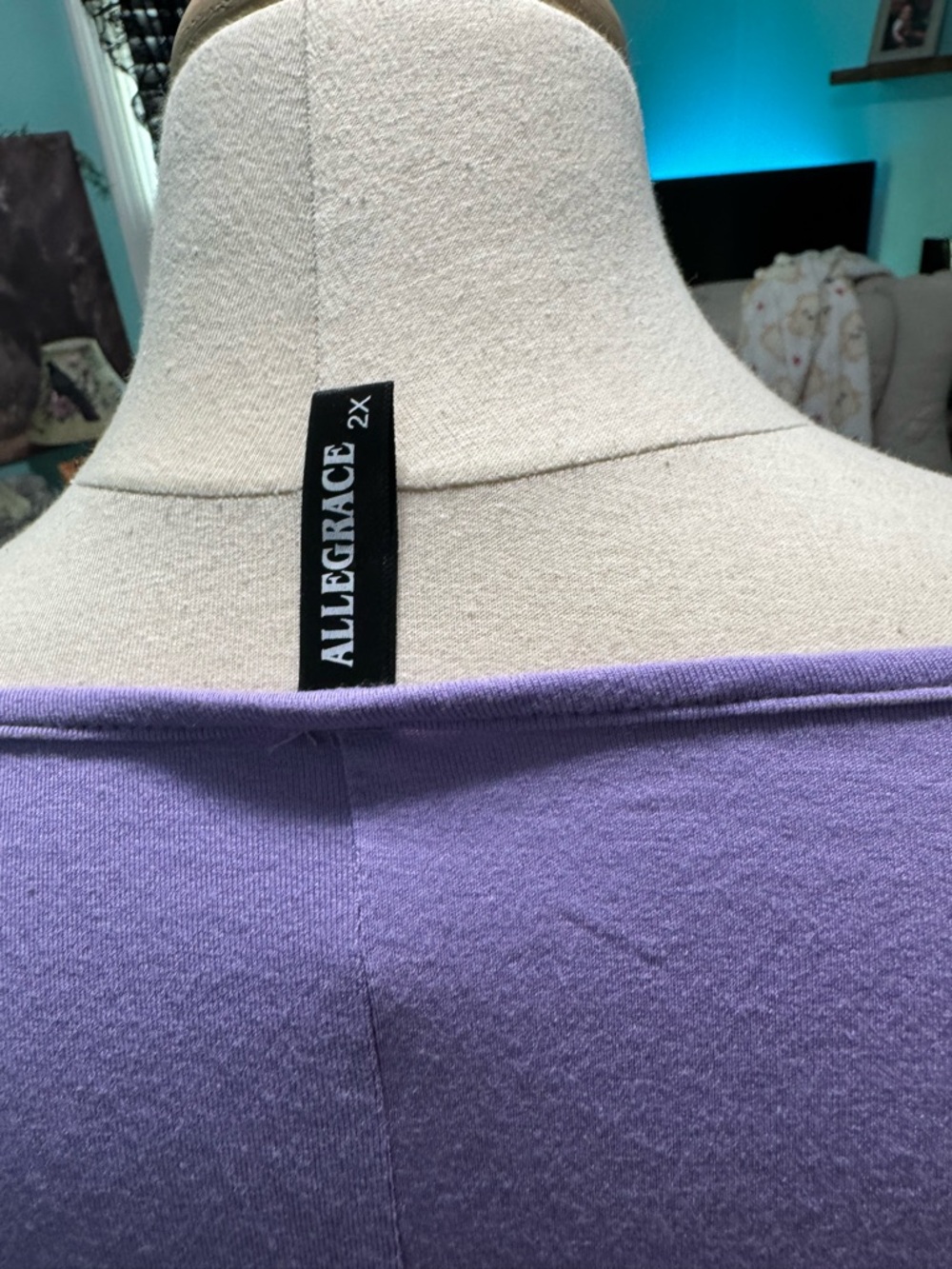Relaxed Lavender Scoop-Neck Tunic Top w/ Cut Out Sleeves - Picture 8 of 8